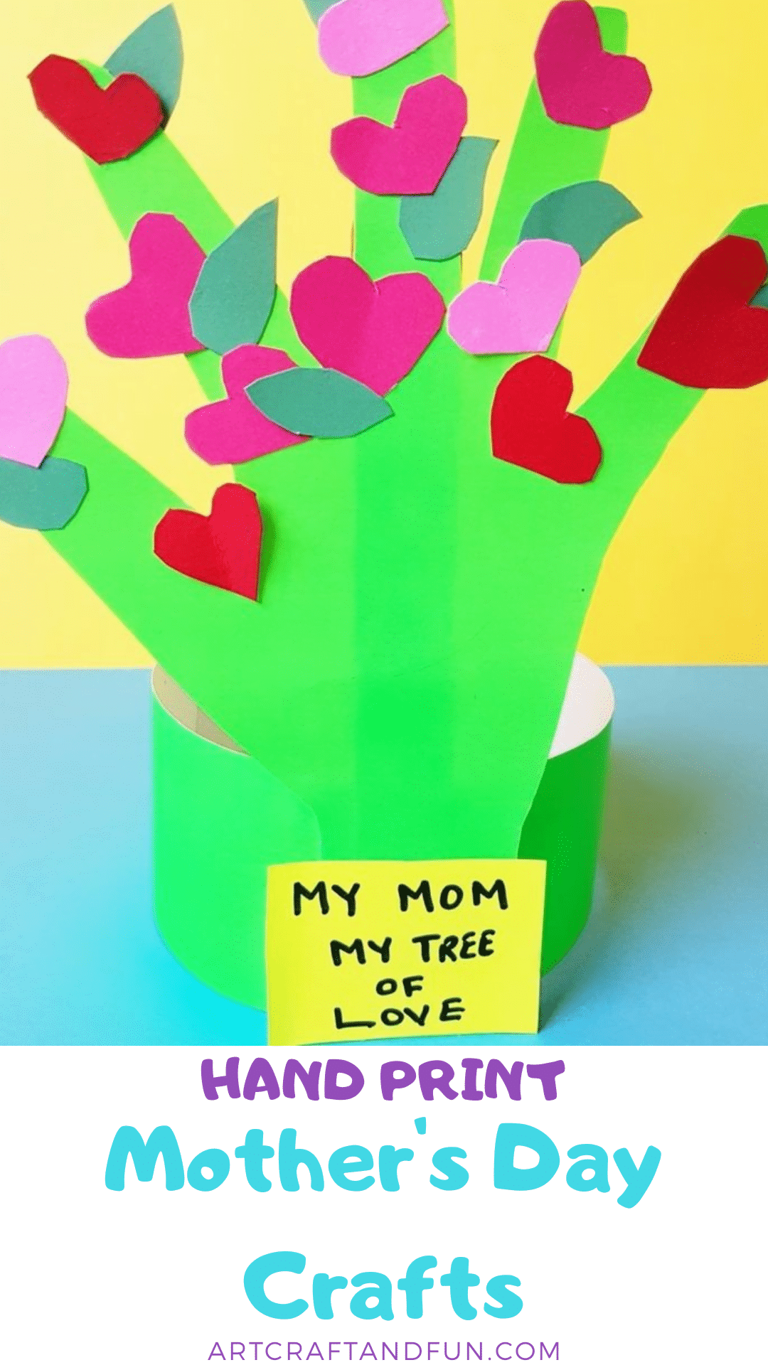 Make this easy hand print mother's day craft with your little one. Perfect for Toddlers and preschoolers. #mothersdaycraft #handprintcraft #toddlercraft #preachoolcrafts