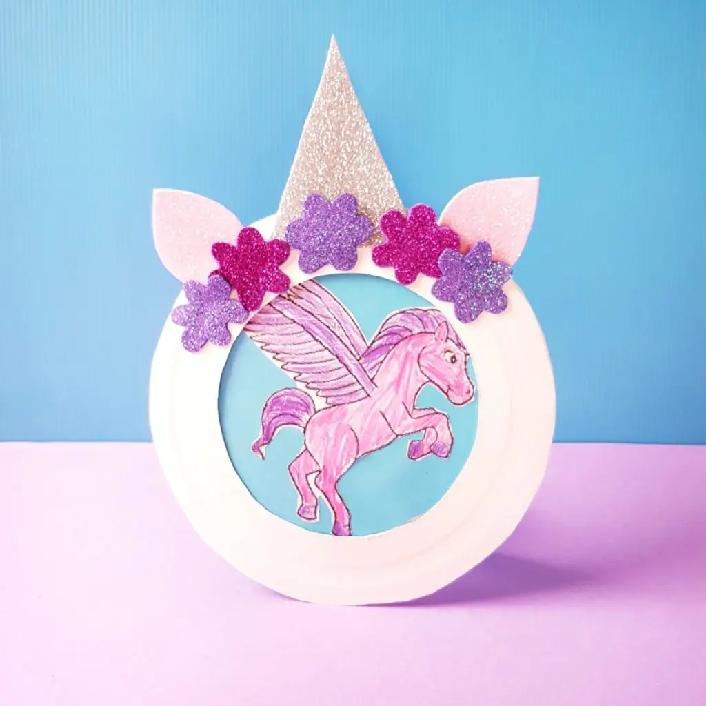 Paper plate unicorn photo frame