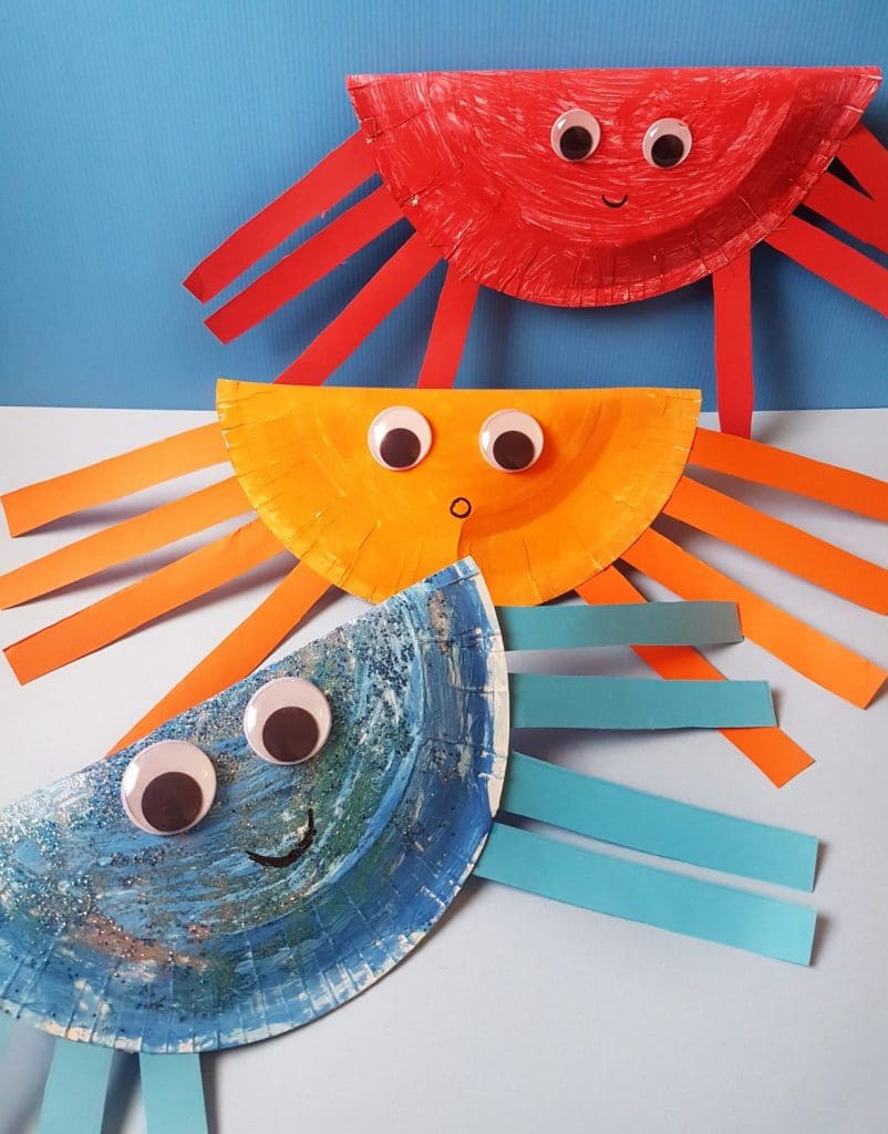 Paper plate crab craft for kids